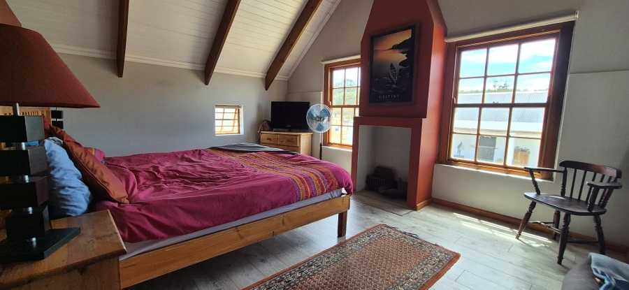 5 Bedroom Property for Sale in Cape Farms Western Cape